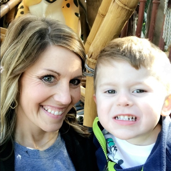 Meet your Posher, Jalene - Picture 1 of 1